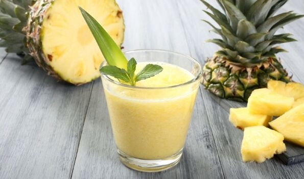 A gyömbéres-ananászos turmix hatékonyan megtisztítja a szervezetet a méreganyagoktól