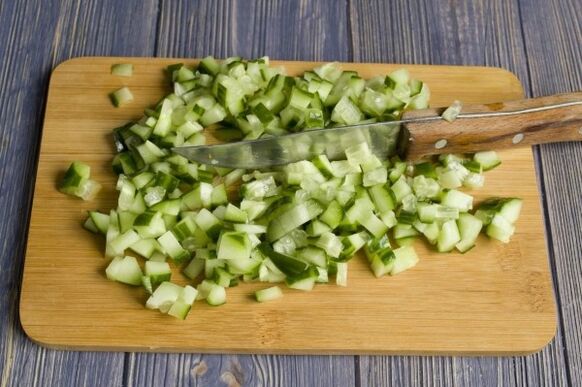 Az uborka alacsony kalóriatartalmú zöldség, amely turmixok készítésére alkalmas. 