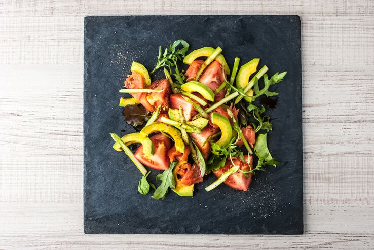 a lusta keto diéta zöldségeket, egészséges zsírokat tartalmaz